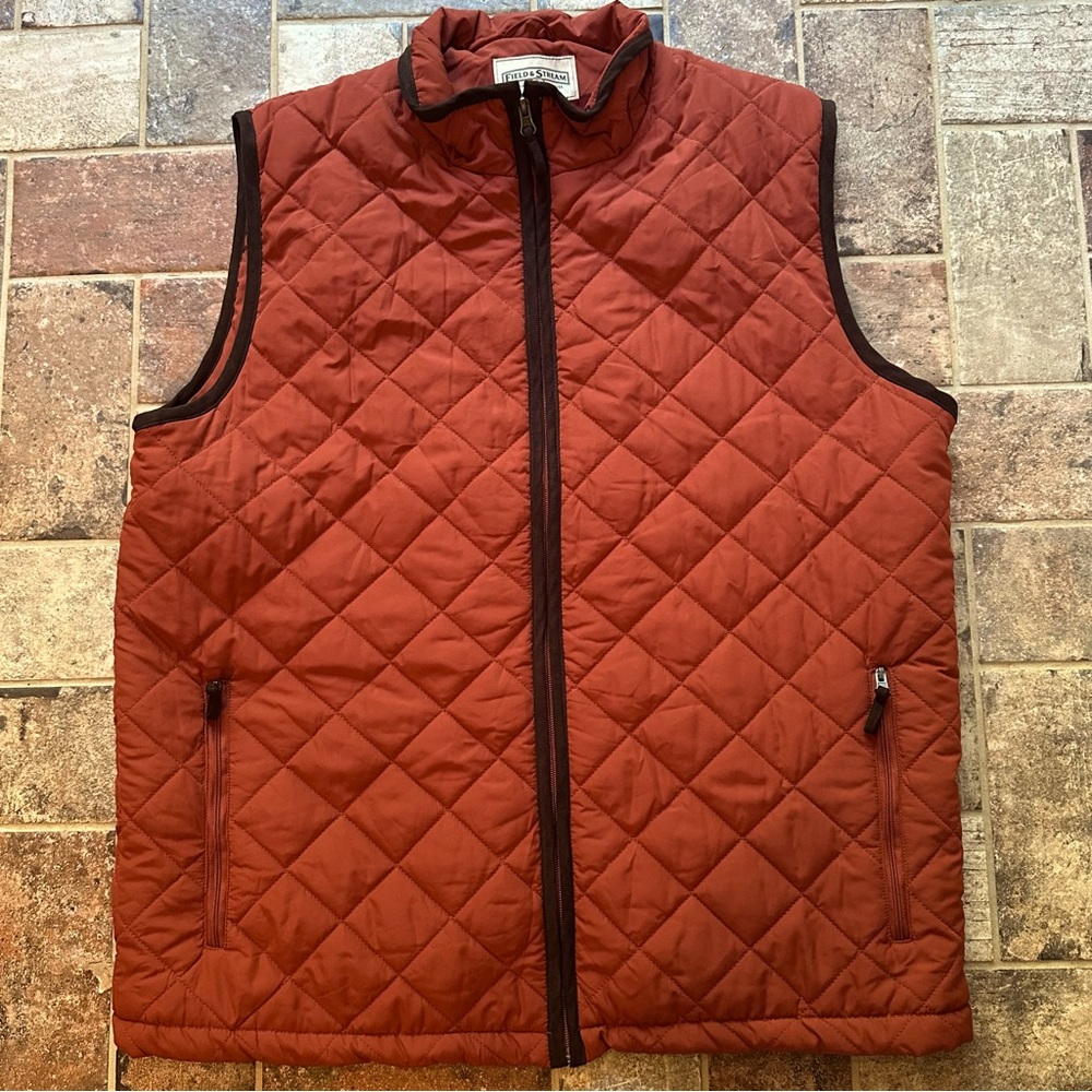 Field & Stream Quilted Sportsman’s Vest Rust Size L